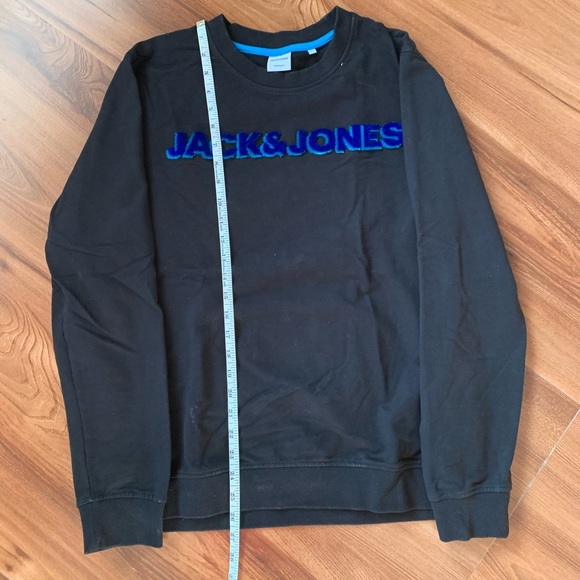 JACK AND JONES Sweat Shirt || Black and Blue colour || Authentic Collection - Picture 5 of 6